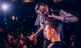 大叔爆料美发店老板视频,大叔爆料视频背后的惊人真相